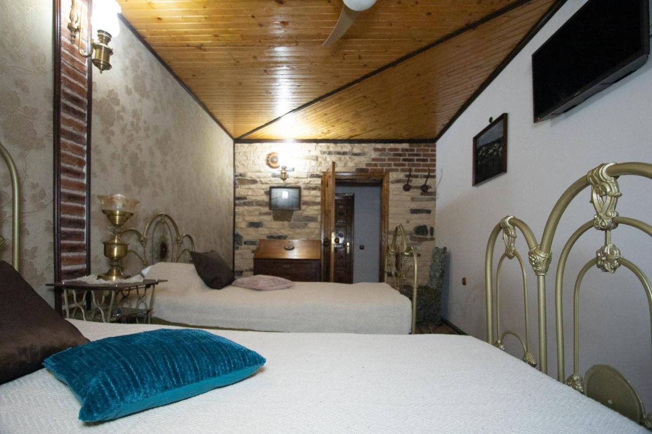 Старата Баkалия The Old Grocery, Guest Rooms Balchik Extérieur photo
