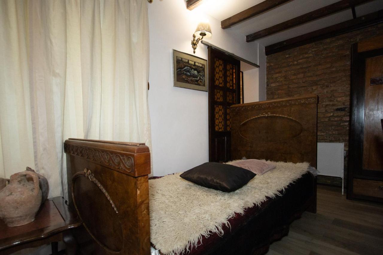 Старата Баkалия The Old Grocery, Guest Rooms Balchik Extérieur photo