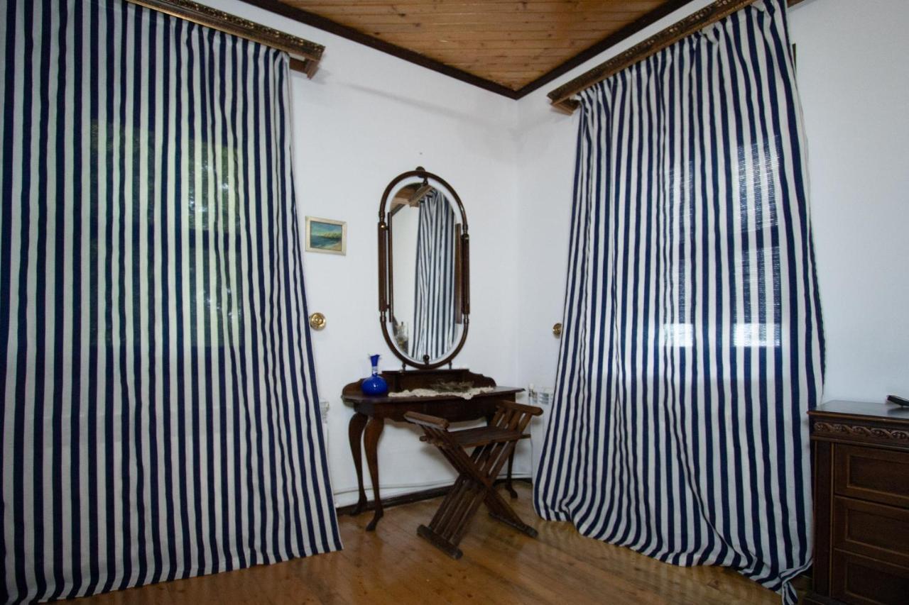 Старата Баkалия The Old Grocery, Guest Rooms Balchik Extérieur photo