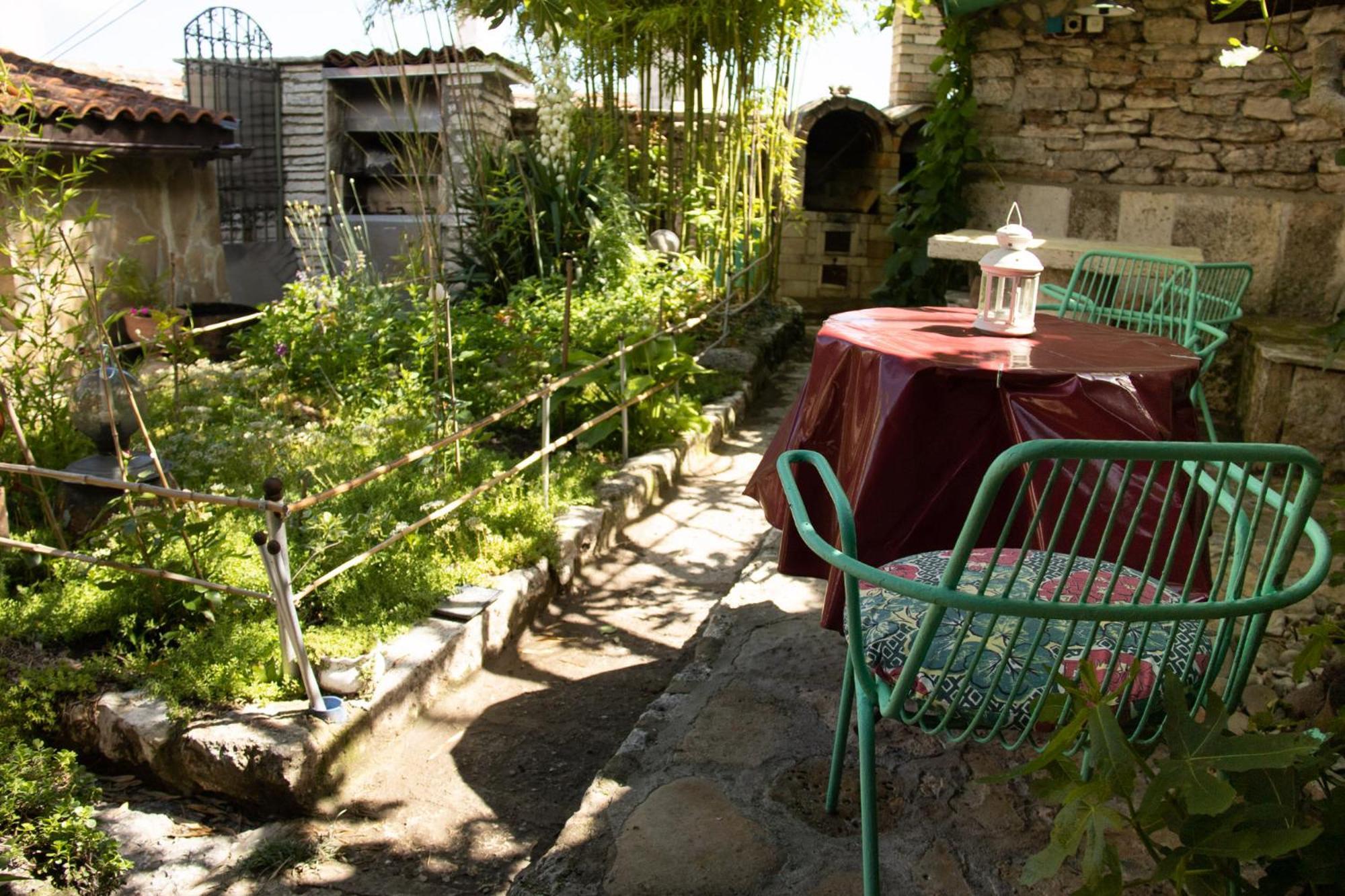Старата Баkалия The Old Grocery, Guest Rooms Balchik Extérieur photo